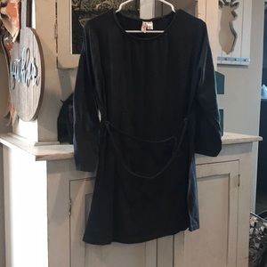 Long sleeve cute maternity shirt!